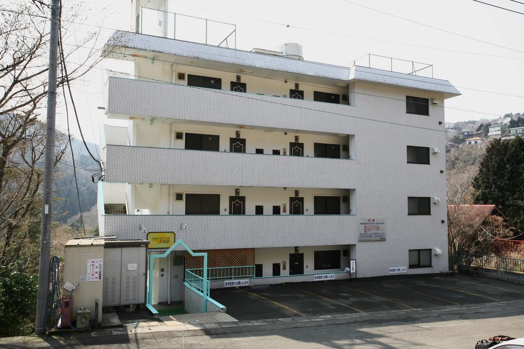 ガーランドコート宇佐美 Garlandcourt Usami Ito  Exterior photo